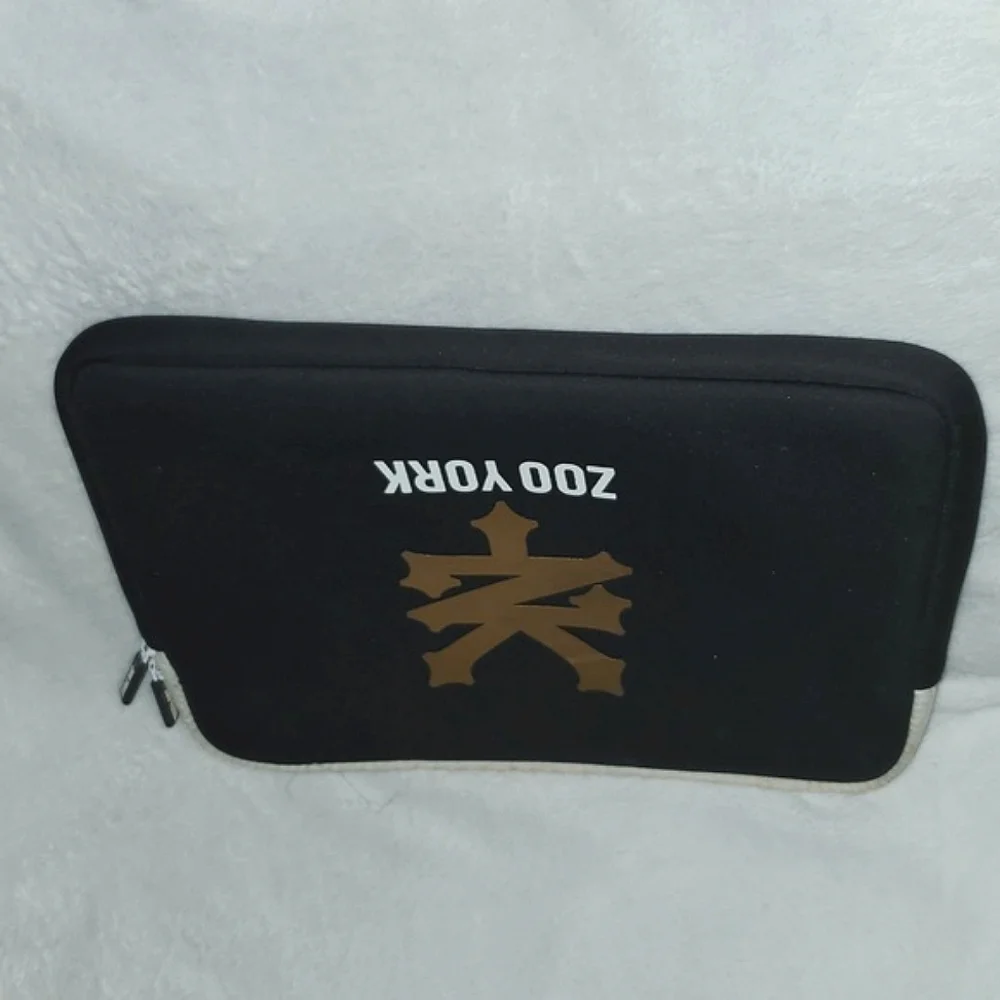 Zoo York Laptop Sleeve Old School New York Vintage 90s